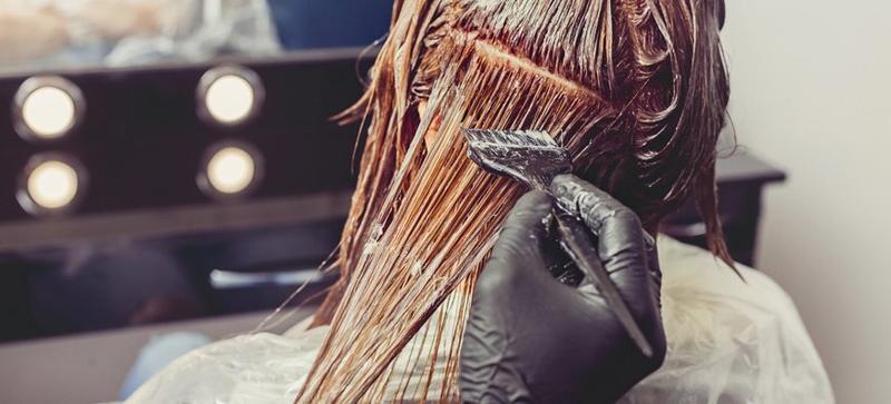 Dobór odcienia sprayu