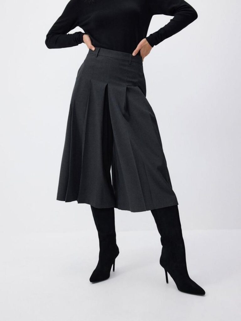 Jak stylowo łączyć spódnico-spodnie w codziennych outfitach?