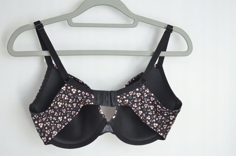 Jaki rozmiar kryje się za oznaczeniem 75dd? Odkryj szczegóły!