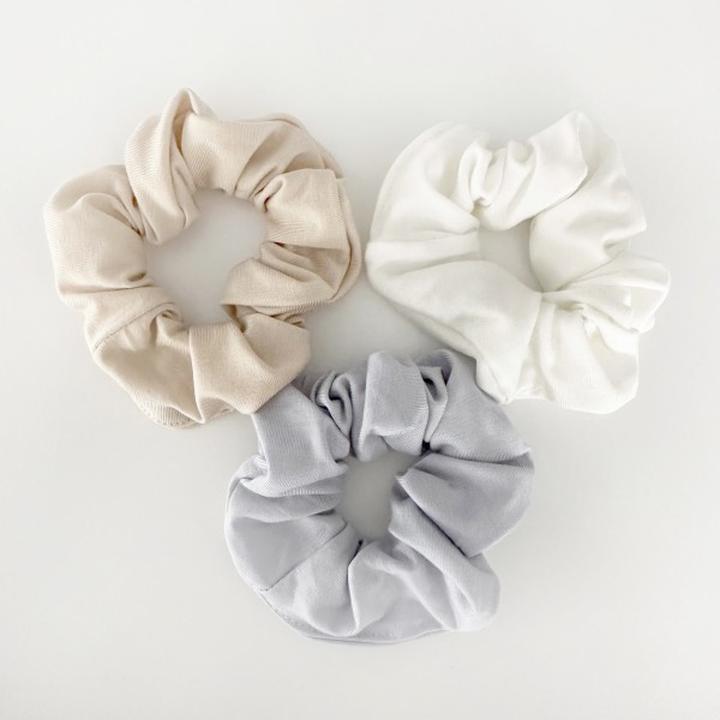 Twój przewodnik po szyciu: jak uszyć modne gumki scrunchies krok po kroku