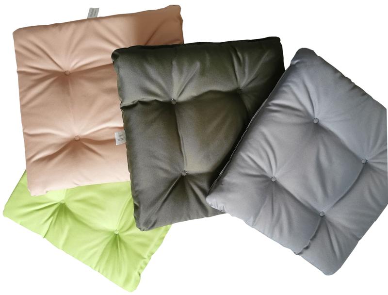 Jak w prosty sposób uszyć poduszkę na ławkę ogrodową, która ożywi twój taras