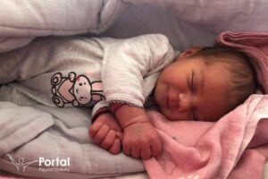 Jaki rozmiar ma nowe dziecko – co warto wiedzieć po porodzie?