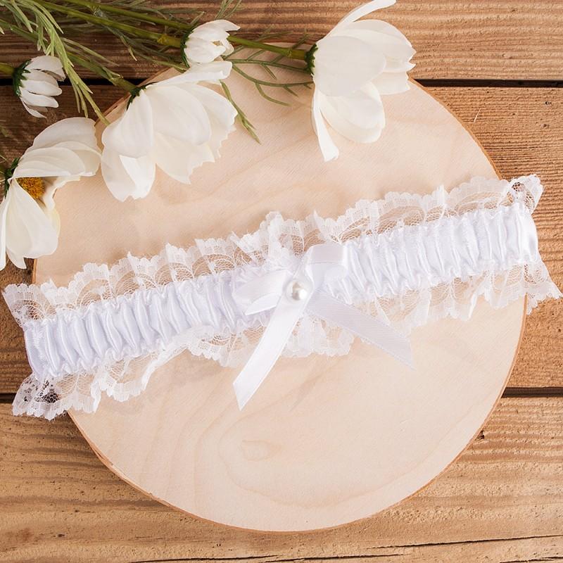 Podwiązkowa elegancja: jak samodzielnie uszyć podwiązkę na studniówkę