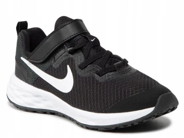 Jak 28 cm przekłada się na rozmiar buta Nike? Sprawdź!